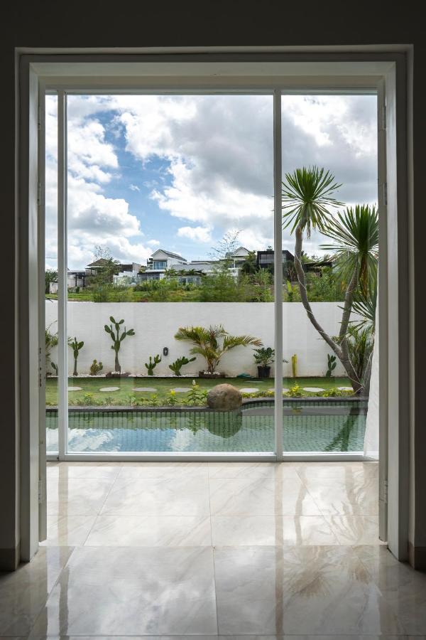 Silencio - Bali Invest Club Villa Canggu (Bali)